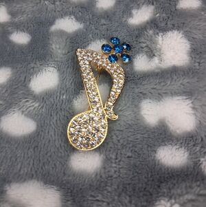 Cute Musical Note With Blue Flower Brooch